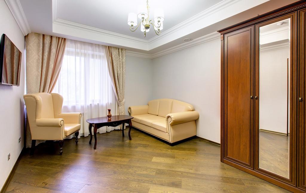 President Hotel Уфа Екстериор снимка